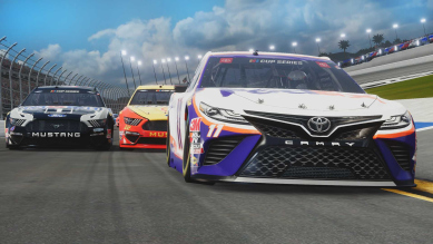 Oznámeno NASCAR Heat 5